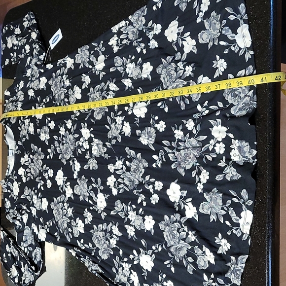 🖤Floral Flutter Dress - Picture 8 of 8